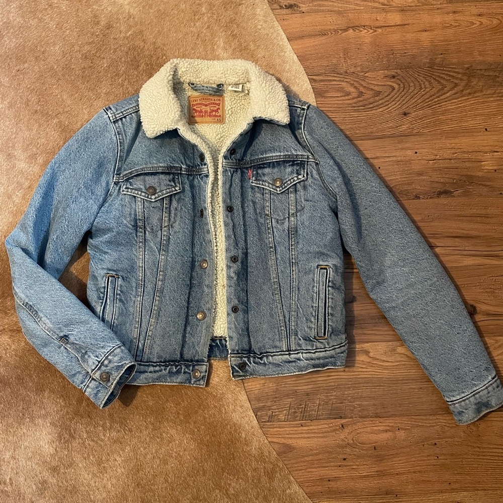 Levi's Cream Sherpa Lined Jacket